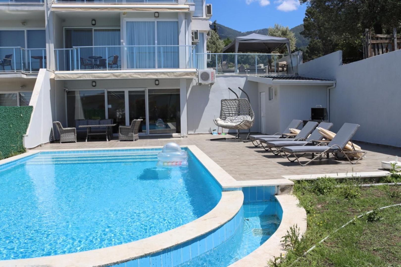Vacation Home With Private Pool, Fethiye, Oludeniz Cedit Exterior photo